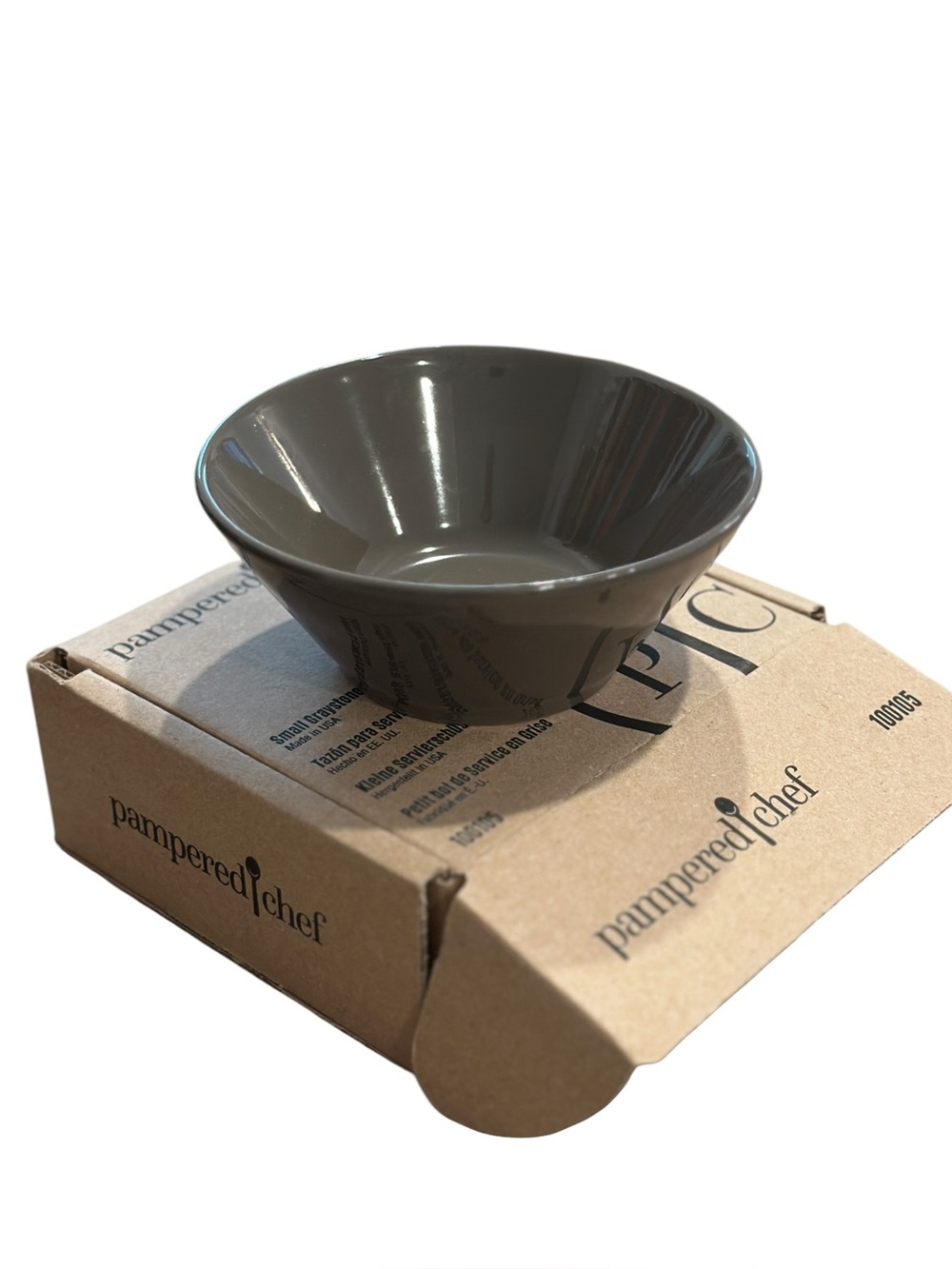 NIB NEW Pampered Chef Grey Small Graystone Serving Bowl Made in the USA 100105